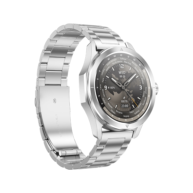 How can the smart bracelet ensure the normal operation of its various functions in low-temperature environments?